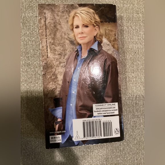 The Bone Bed by Patricia Cornwell - Picture 3 of 3